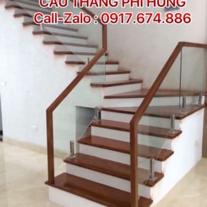Cầu thang gỗ kính đẹp tại Hà Nội Cầu thang gỗ kính đẹp tại Hà Nội