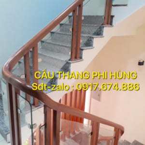 Cầu thang kính cường lực tại Hà Nội Cầu thang kính cường lực tại Hà Nội