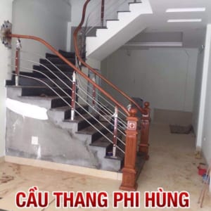 Báo giá cầu thang inox tay vịn gỗ. Cầu thang inox tay vịn gỗ tại Hà Nội Báo giá cầu thang inox tay vịn gỗ. Cầu thang inox tay vịn gỗ tại Hà Nội