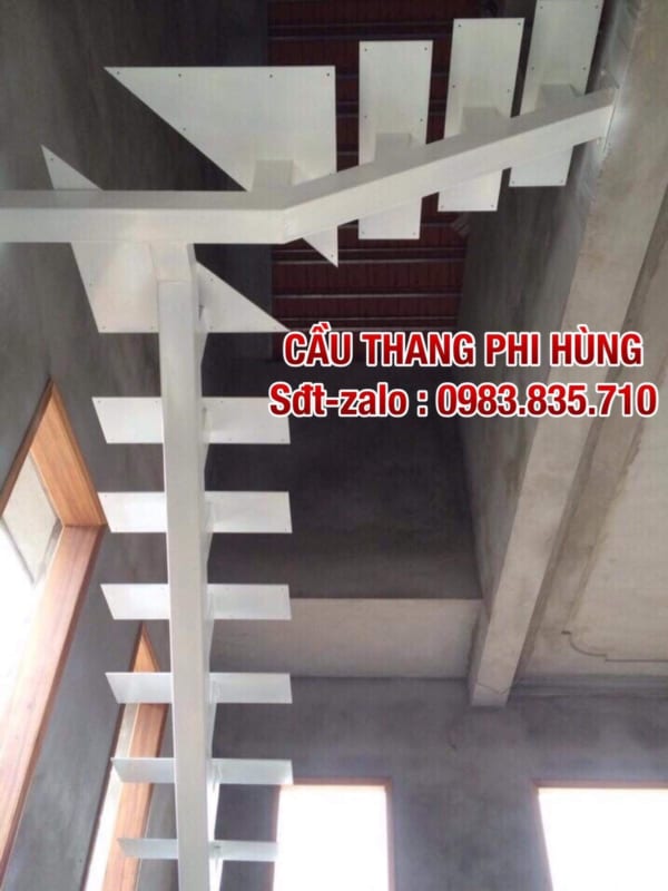 Báo giá cầu thang xương cá tại Hà Nội