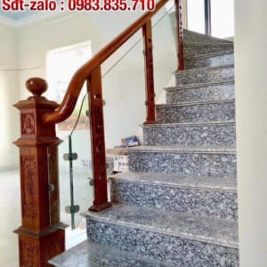 Cầu thang kính gỗ, cầu thang kính đẹp, cầu thang kính cường lực tay vịn gỗ Cầu thang kính gỗ, cầu thang kính đẹp, cầu thang kính cường lực tay vịn gỗ