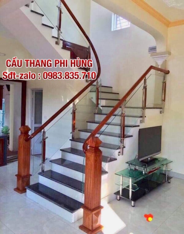 Báo giá cầu thang kính đẹp nhất 2019