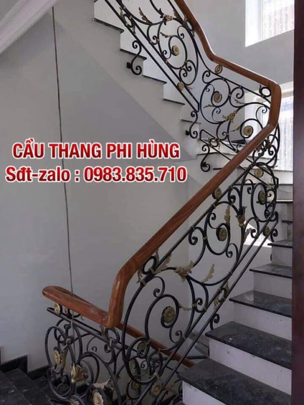 Cầu thang sắt tay vịn gỗ , cầu thang sắt nghệ thuật đẹp