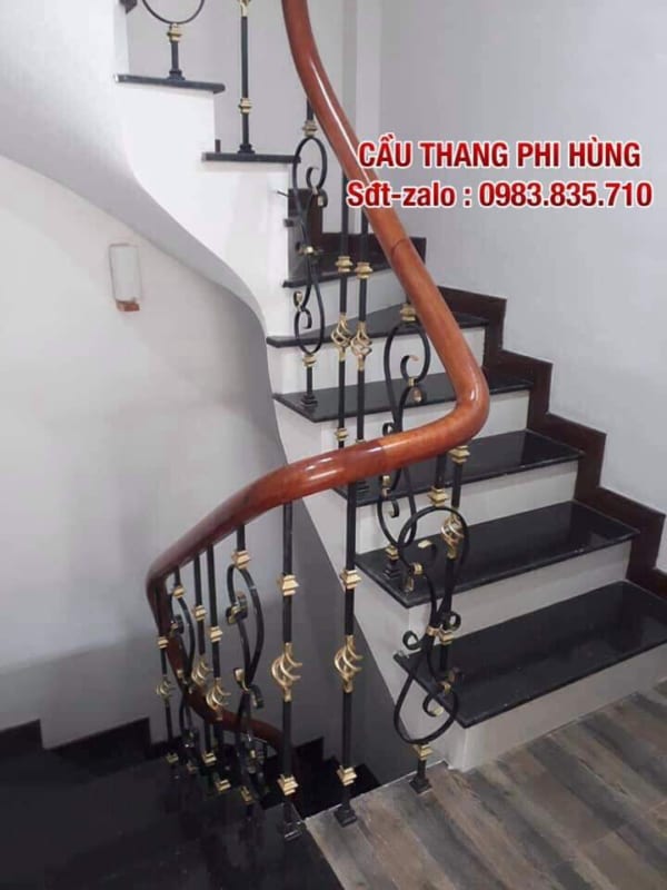 Cầu thang sắt nghệ thuật đẹp tại Hà Nội