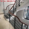 Cầu thang sắt tay vịn gỗ, lan can sắt tay vịn gỗ Cầu thang sắt tay vịn gỗ, lan can sắt tay vịn gỗ