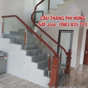 Cầu thang kính gỗ đẹp tại Hà Nội, Cầu thang kính cường lực tay vịn gỗ tại Hà Nội Cầu thang kính gỗ đẹp tại Hà Nội, Cầu thang kính cường lực tay vịn gỗ tại Hà Nội