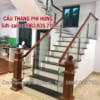 Báo giá cầu thang kính tay vịn gỗ, Cầu thang kính cường lực hiện đại
