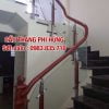 Cầu thang kính tay vịn gỗ , Báo giá lan can cầu thang kính cường lực đẹp hiện đại tại Hà Nội