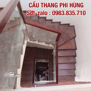 Tổng hợp các mẫu cầu thang kính đẹp nhất, Báo giá cầu thang kính cường lực tay vịn gỗ tại Hà Nội, Lan can cầu thang kính đẹp tại Hà Nội Tổng hợp các mẫu cầu thang kính đẹp nhất, Báo giá cầu thang kính cường lực tay vịn gỗ tại Hà Nội, Lan can cầu thang kính đẹp tại Hà Nội