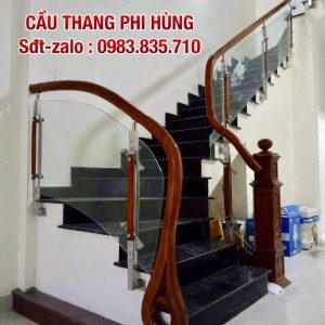 Cầu thang kính đẹp tại Hà Nội, Báo giá lan can cầu thang kính tay vịn gỗ Cầu thang kính đẹp tại Hà Nội, Báo giá lan can cầu thang kính tay vịn gỗ