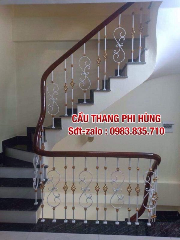 Cầu thang sắt tay vịn gỗ, Lan can cầu thang inox tay vịn gỗ tại Hà Nội