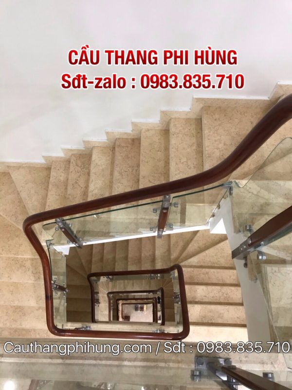 Cầu thang kính tay vịn gỗ, Mẫu cầu thang kính đẹp nhất Hà Nội