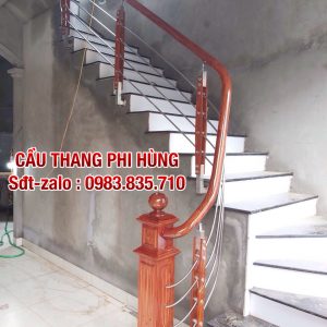 Cầu thang inox, Cầu thang inox tay vịn gỗ đẹp nhất năm 2020 Cầu thang inox, Cầu thang inox tay vịn gỗ đẹp nhất năm 2020