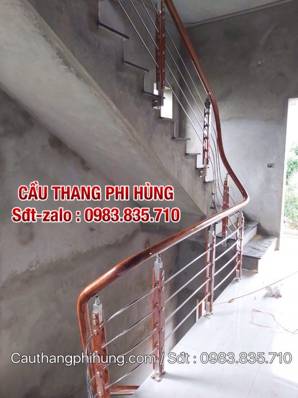 Cầu thang inox đẹp tại Hà Nội, Báo giá lan can cầu thang inox tay vịn gỗ