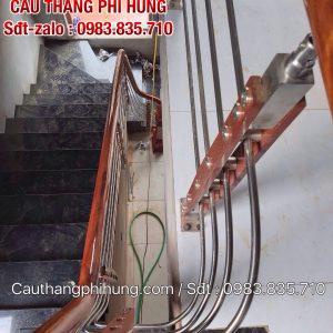 Các mẫu cầu thang inox đẹp, Cầu thang inox tay vịn gỗ tại Hà Nội Các mẫu cầu thang inox đẹp, Cầu thang inox tay vịn gỗ tại Hà Nội