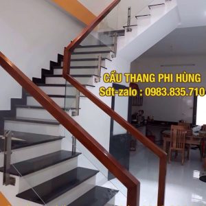 Báo giá cầu thang lan can kính cường lực, Lan can cầu thang kính đẹp tại Hà Nội Báo giá cầu thang lan can kính cường lực, Lan can cầu thang kính đẹp tại Hà Nội