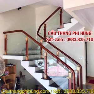 Cầu thang lan can kính cường lực tay vịn gỗ, Lan can cầu thang kính tay vịn gỗ tại Hà Nội Cầu thang lan can kính cường lực tay vịn gỗ, Lan can cầu thang kính tay vịn gỗ tại Hà Nội