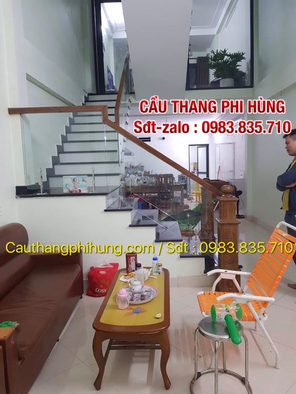 Top 125 mẫu cầu thang kính chân cao, Cầu thang kính chân lửng đẹp nhất Hà Nội